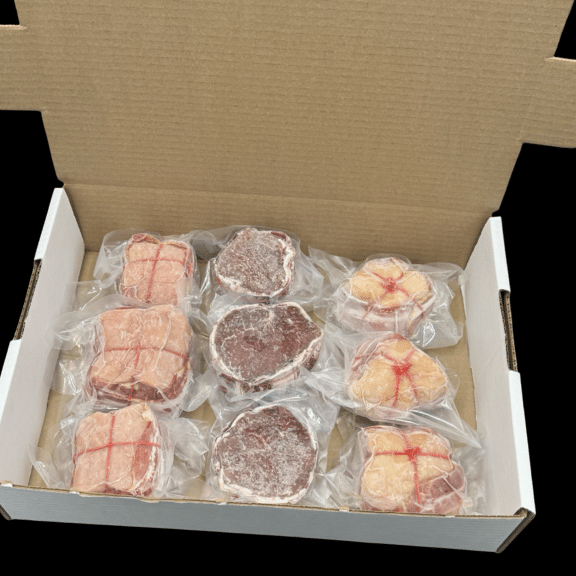 Boîte mixte de 2kg de médaillon de bœuf, médaillon de porc farci et de tournedos de poulet